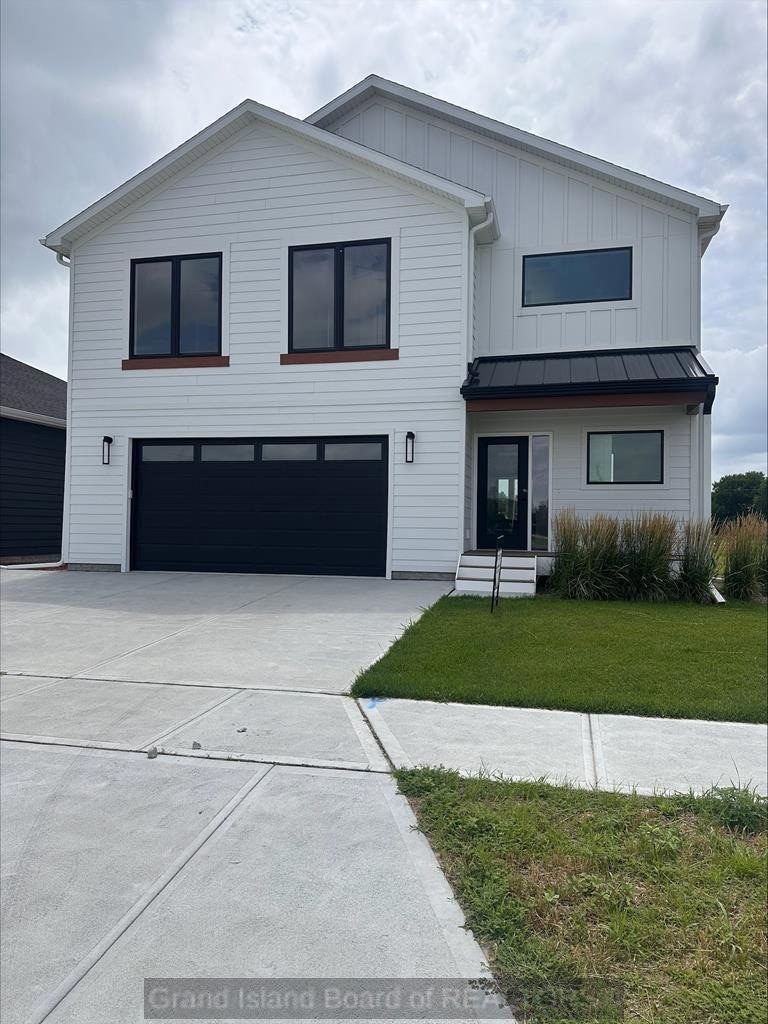 For Sale $395,000 • Co-Listing Agent