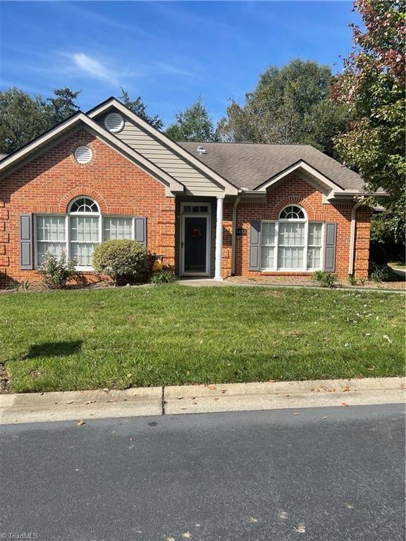 Beautiful All Brick townhome that is move in ready. Welcome Home!