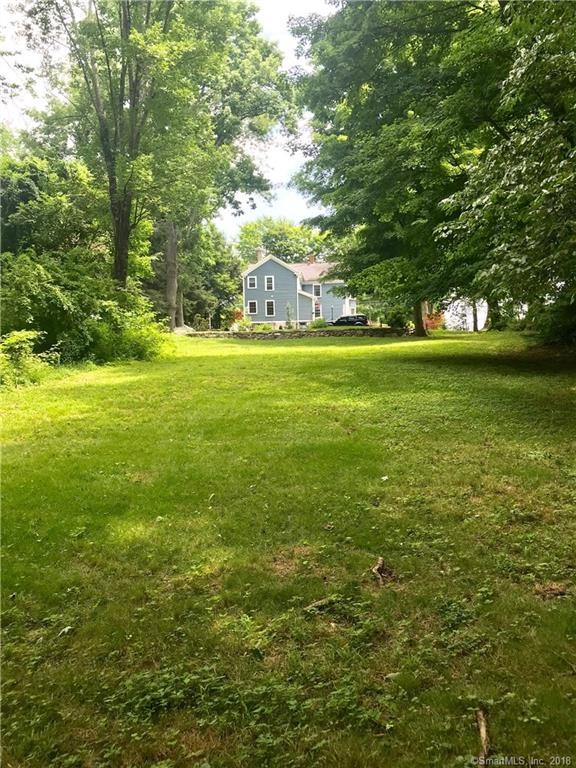 573 Norwich Rd, Plainfield, CT 06374 - photo 1