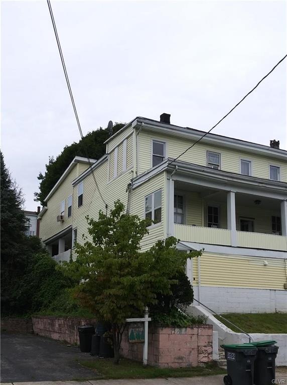 210 Washington St, Tamaqua, PA 18252 - photo 1