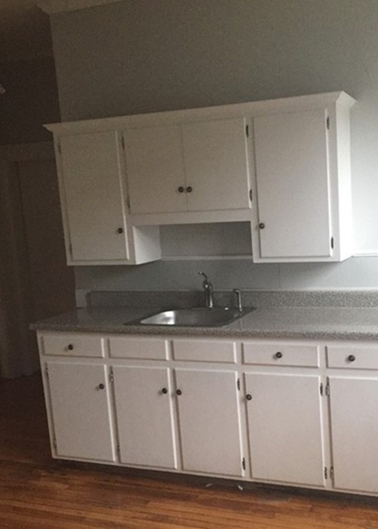 19 Webster St unit 1, Haverhill, MA 01830 - photo 1