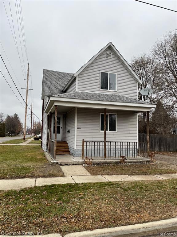 2223 Bancroft St, Port Huron, MI 48060 - photo 1