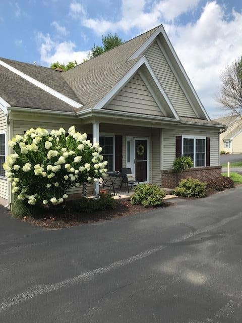 2611 Saddle Ln unit 18A, Macungie, PA 18062 - photo 1