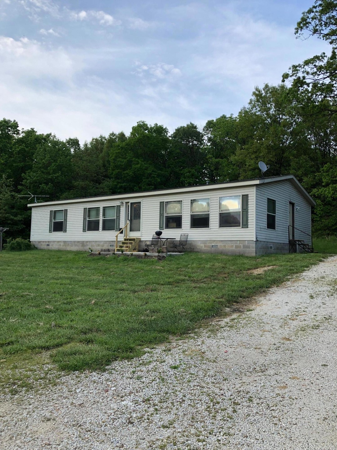 737 E 420th Rd, Bolivar, MO 65613 - photo 1