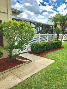 18 Amherst Ct unit A, Royal Palm Beach, FL 33411 - photo 1