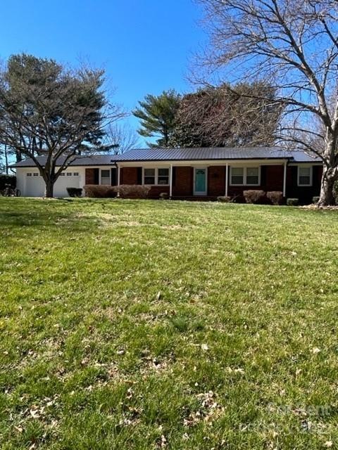 1013 Hunter St, Statesville, NC 28677 - photo 1