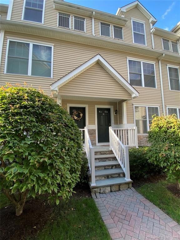 RES Condos unit 4D, Stamford, CT 06907 - photo 1