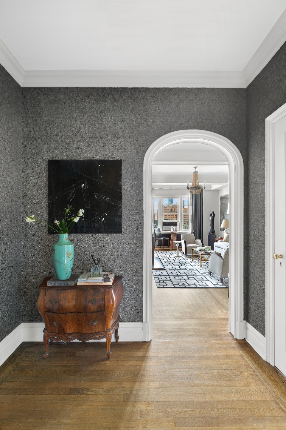 302 W 12th St unit 17B, New York, NY 10014 - photo 1