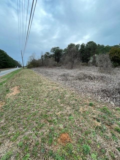 FRONTAGE ON OAK GROVE RD