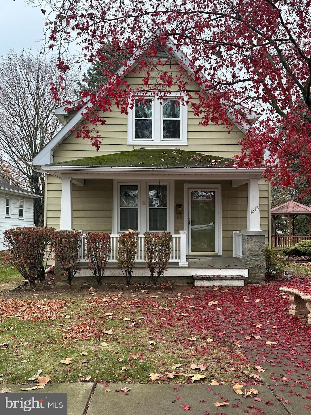 1215 E Walnut St, Hanover, PA 17331 - photo 1