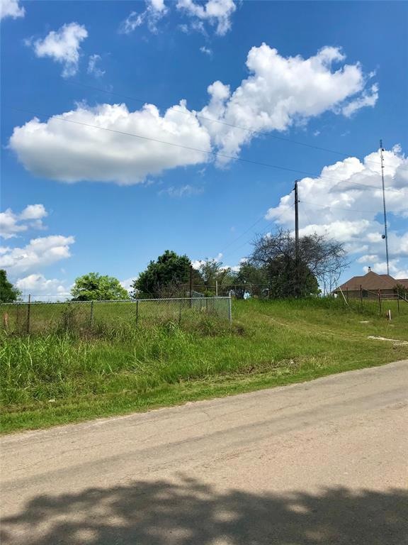 1800 Cottondale Rd, Springtown, TX 76082 - photo 1