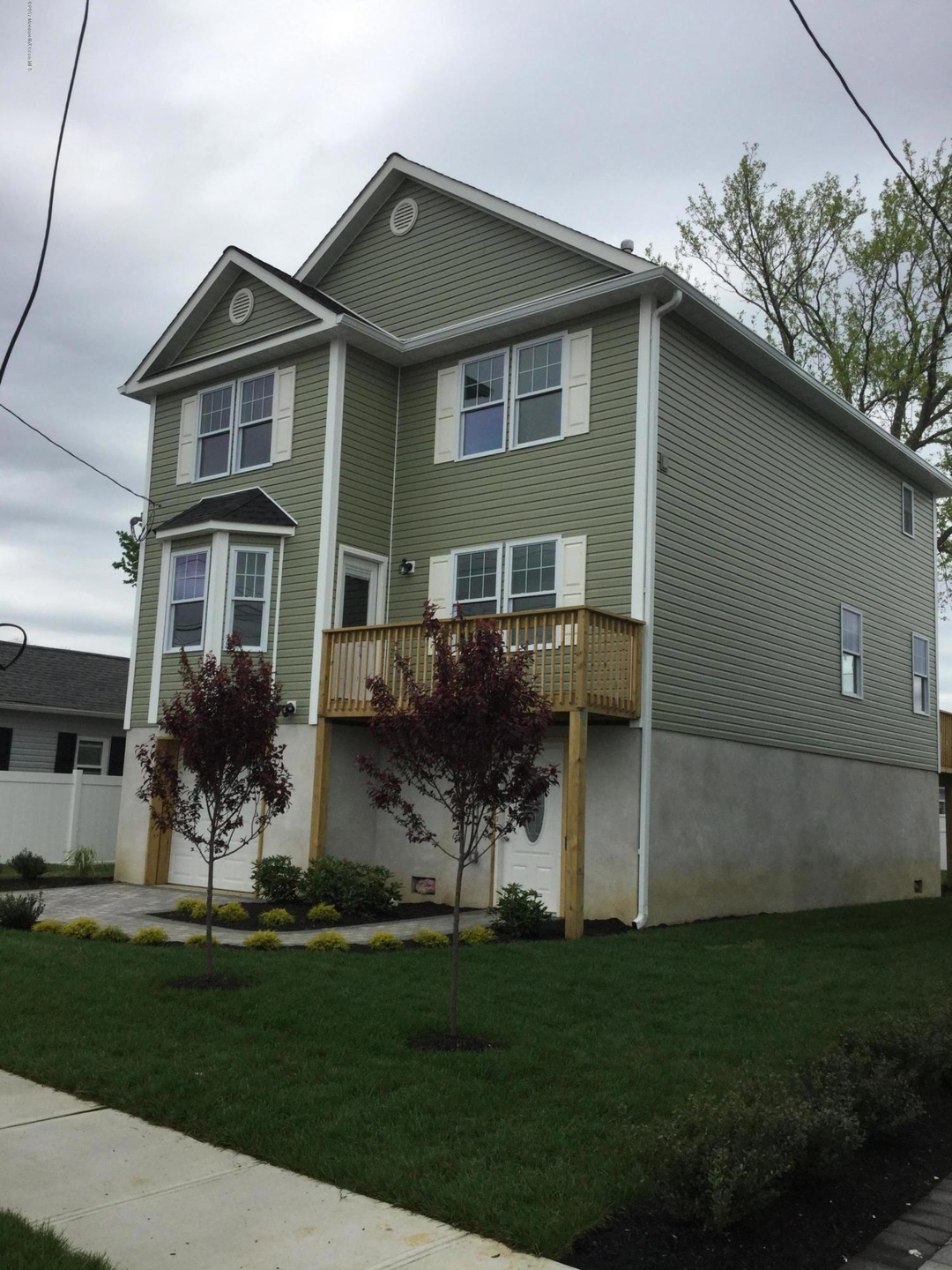 825 9th Street