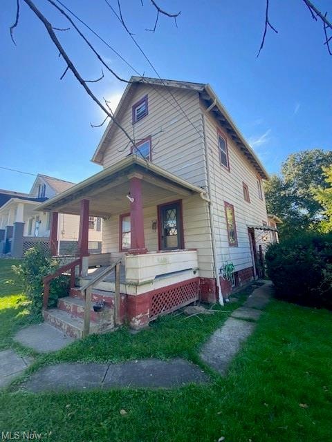 39 Center St, Struthers, OH 44471 - photo 1