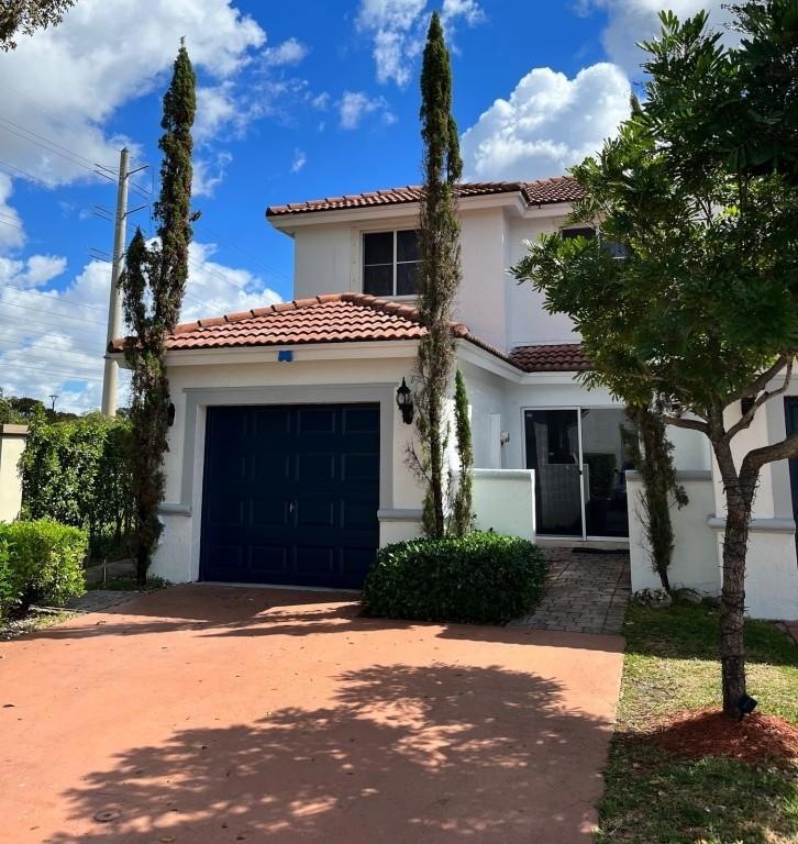 4895 NW 116th Ave, Doral, FL 33178 - photo 1