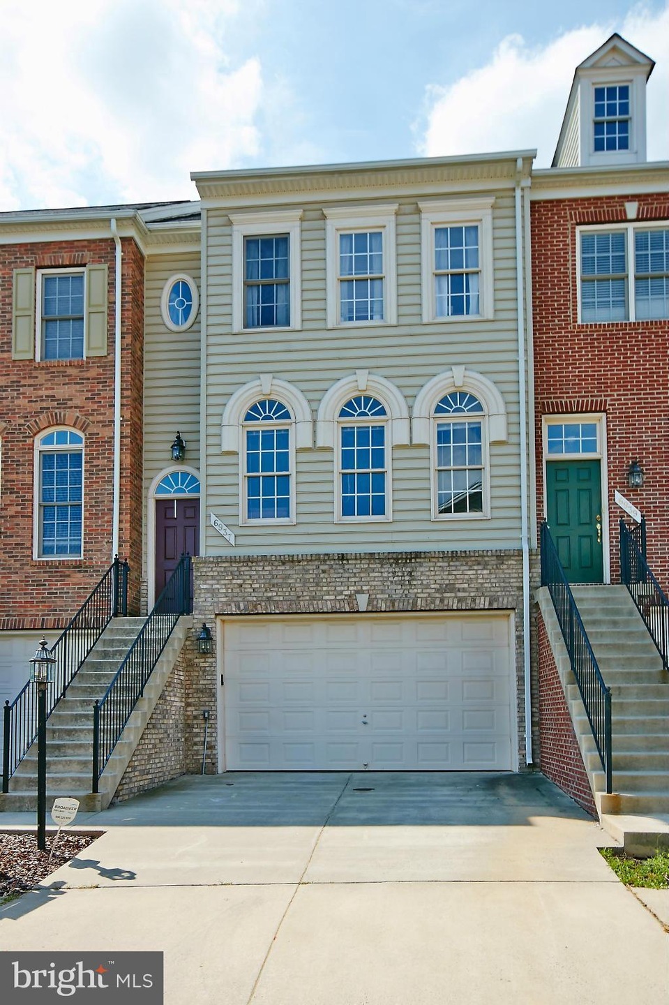 6937 Stanwick Square, Gainesville, VA 20155 - photo 1