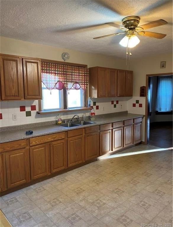 25 Hamilton St, New Britain, CT 06052 - photo 1