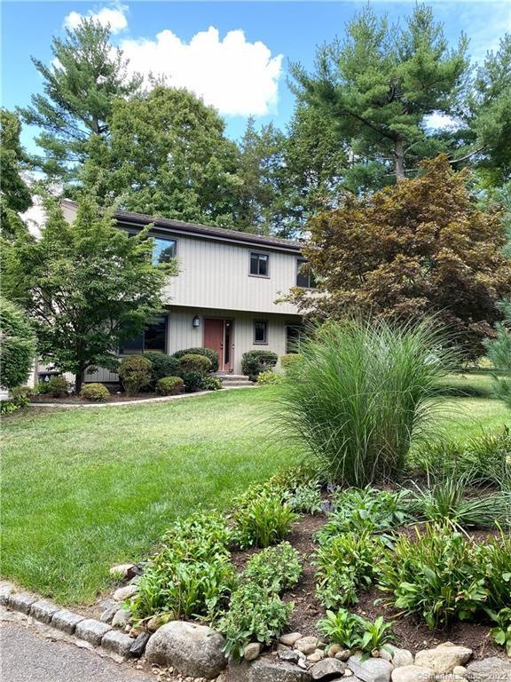 628 Wire Mill Rd, Stamford, CT 06903 - photo 1