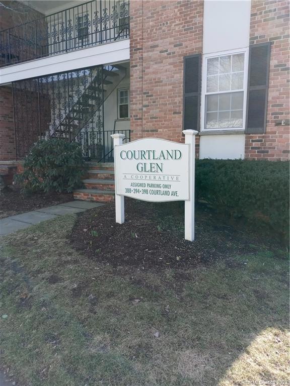 394 Courtland Ave unit 4B, Stamford, CT 06906 - photo 1