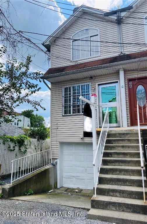 16 Mickardan Ct, Staten Island, NY 10304 - photo 1