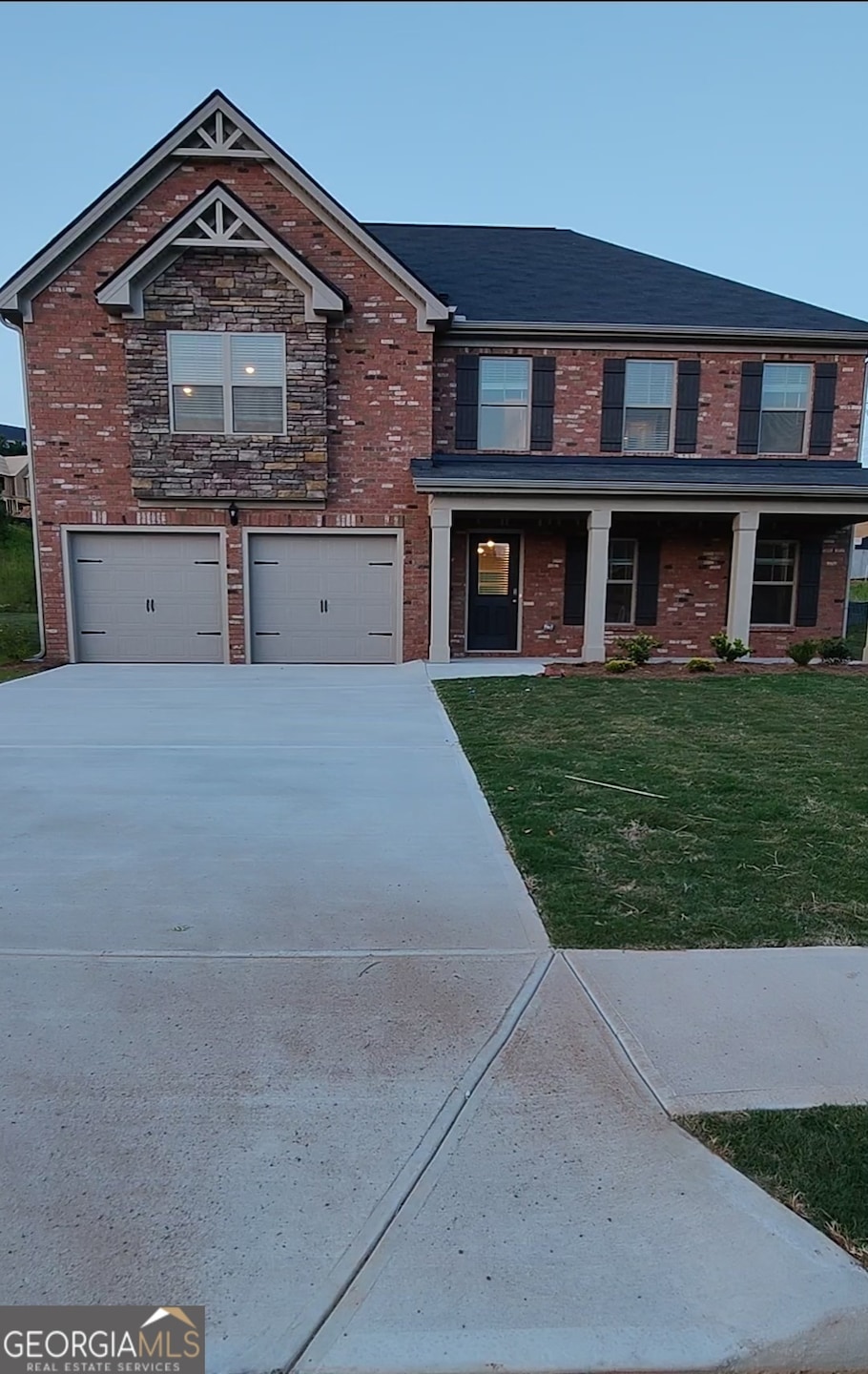 442 Toronto Cir, Hampton, GA 30228 - photo 1