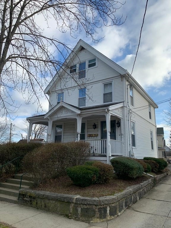 16 Otis St unit 1, Wakefield, MA 01880 - photo 1