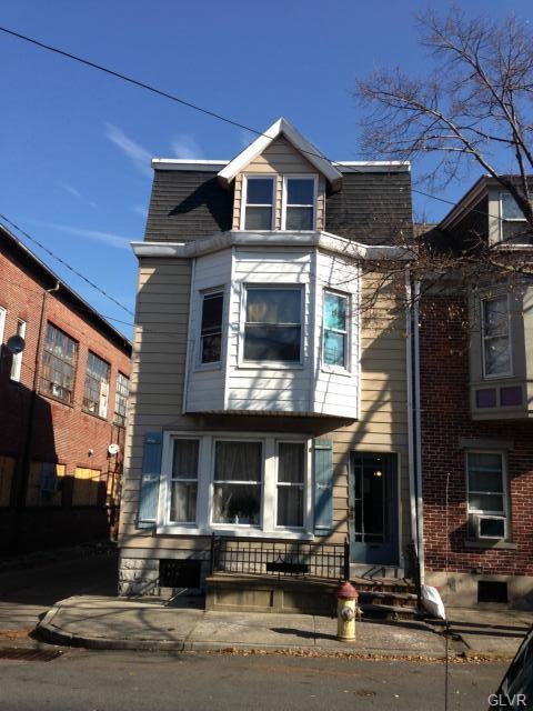 223 N 10th St unit 2nd flr, Allentown, PA 18102 - photo 1