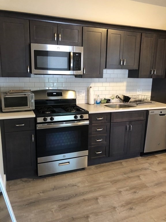 136 Summer St unit 1, Waltham, MA 02452 - photo 1