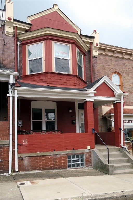 3202 Kennett Square:  4 bedrooms, 2 baths.