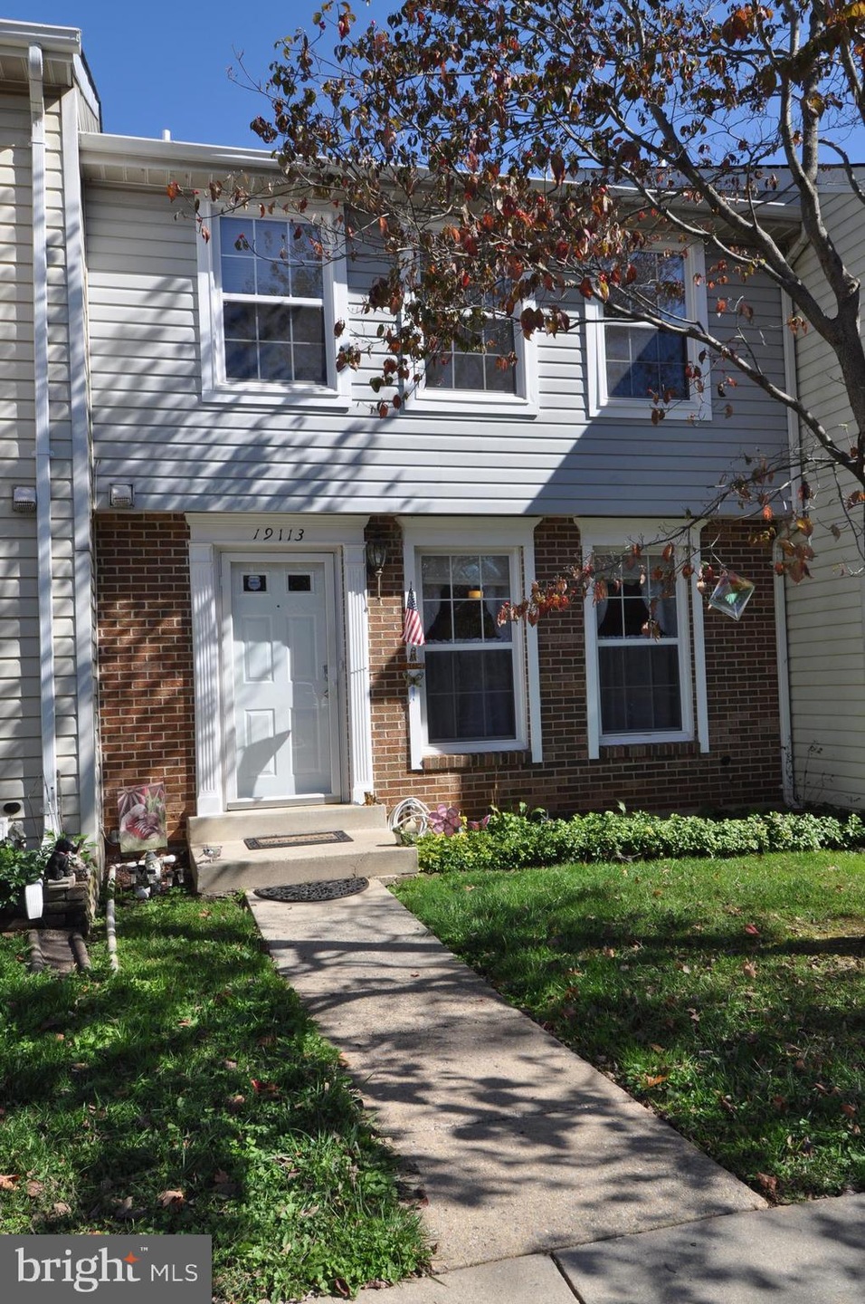 19113 Willow Spring Dr, Germantown, MD 20874 - photo 1