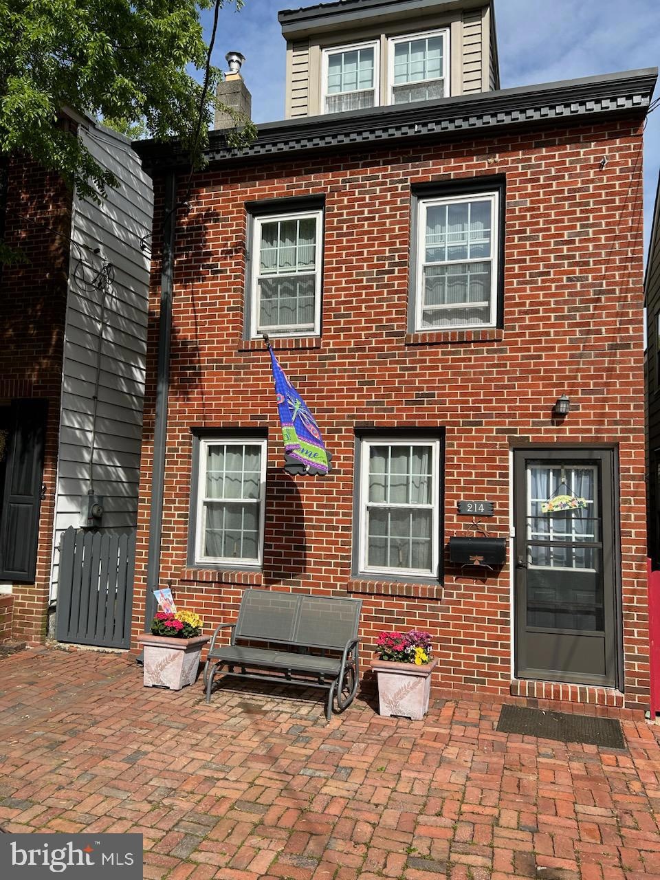 214 E 2nd St, New Castle, DE 19720 - photo 1