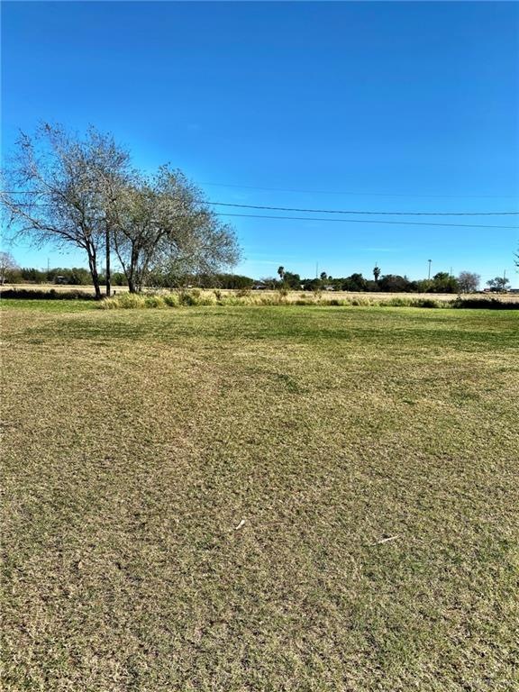 4708 Hernandez Dr, Donna, TX 78537 - photo 1