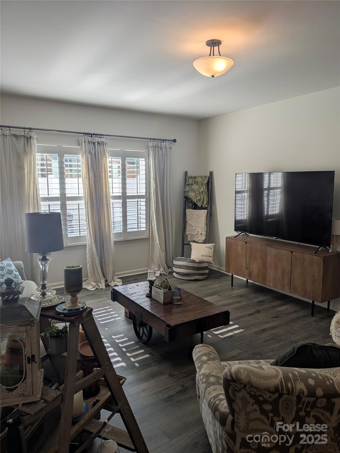 For Rent $2,500/month