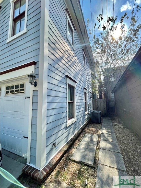 110 E Duffy St unit Carriage House, Savannah, GA 31401 - photo 1