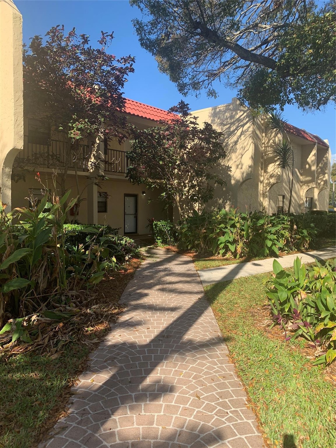 2050 Oleander Blvd unit 4104, Fort Pierce, FL 34950 - photo 1