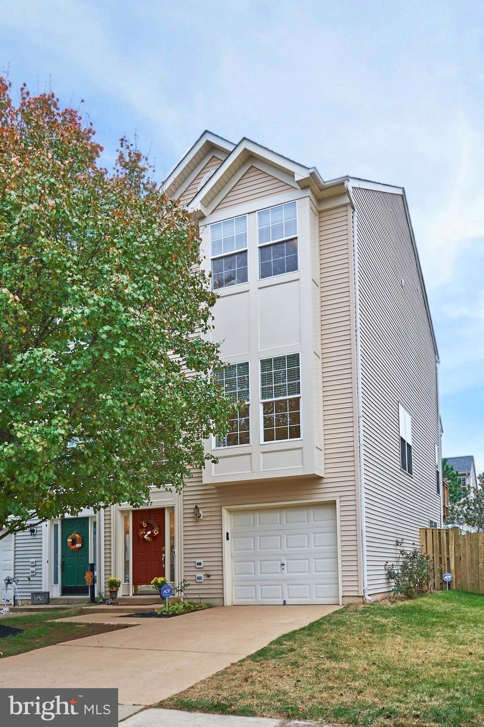 14177 Hunters Run Way, Gainesville, VA 20155 - photo 1