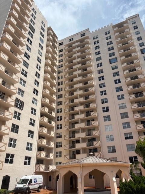 Prince George unit 11N, Hallandale Beach, FL 33009 - photo 1