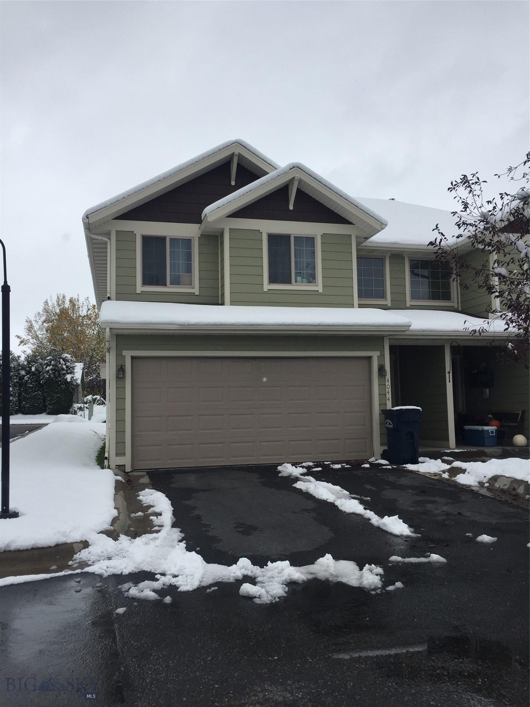 Welcome to 4044 Broadwater Court