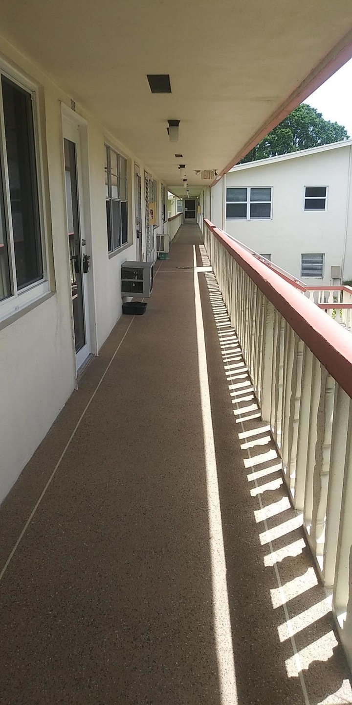 107 Windsor E, West Palm Beach, FL 33417 - photo 1