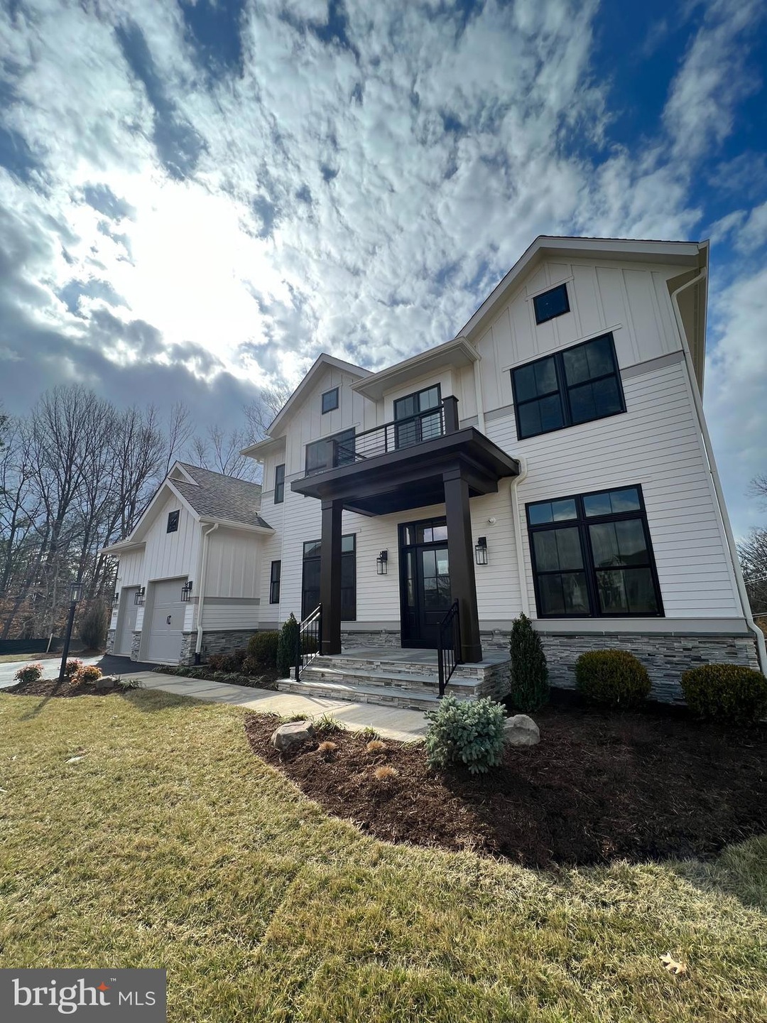 6583 Brooks Place, Lake Barcroft, VA 22044 - photo 1