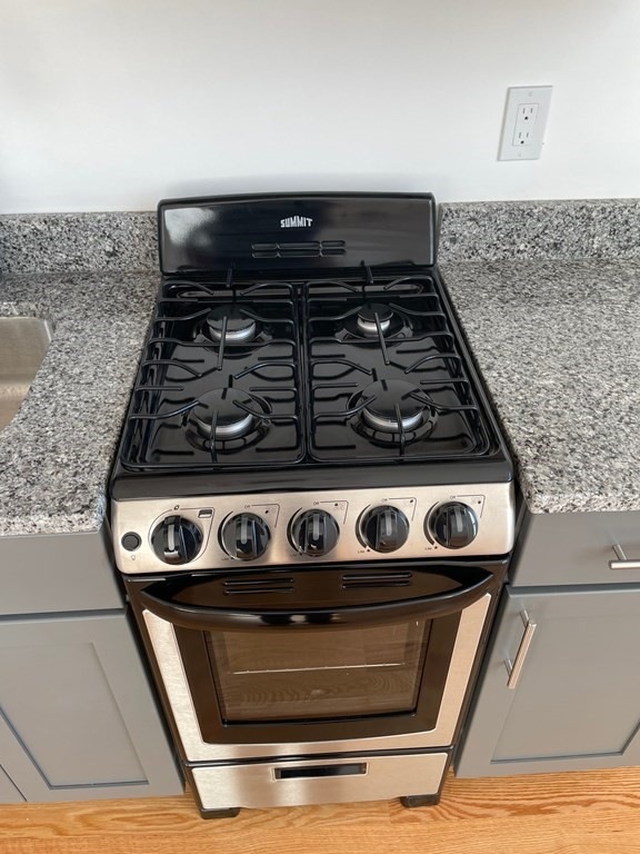 64 Market St unit 401, Lynn, MA 01901 - photo 1