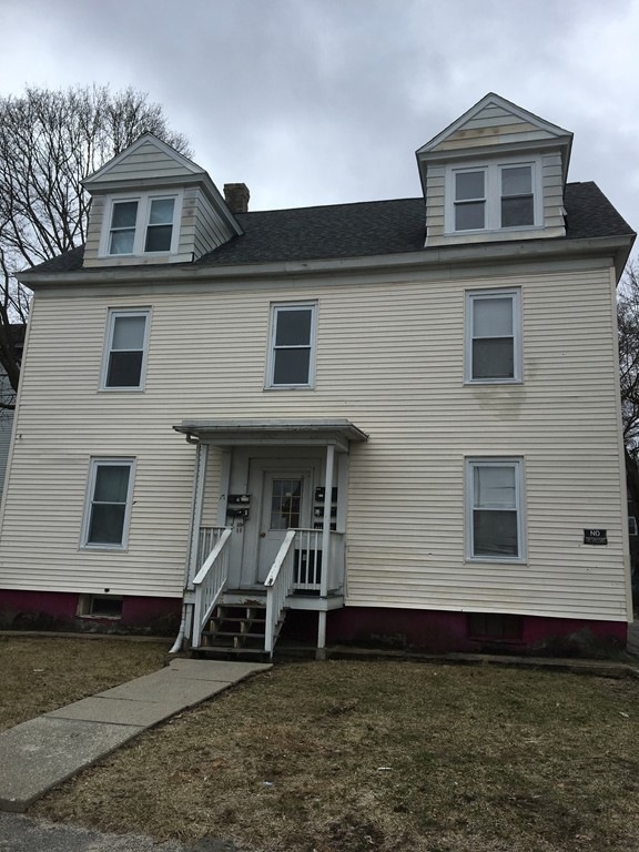 17 Hollywood St, Worcester, MA 01610 - photo 1