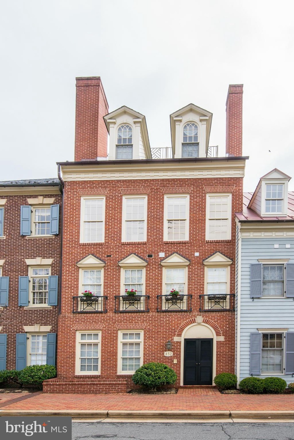 452 S Union St unit 10, Alexandria, VA 22314 - photo 1