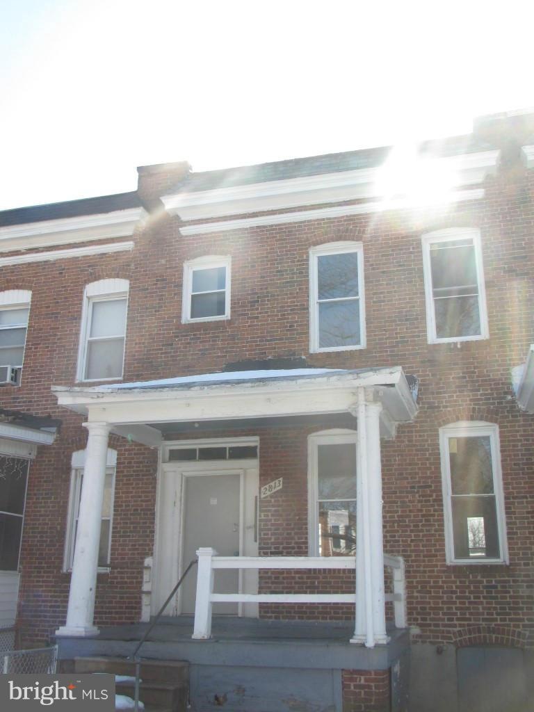 2813 Waldorf Ave, Baltimore, MD 21215 - photo 1