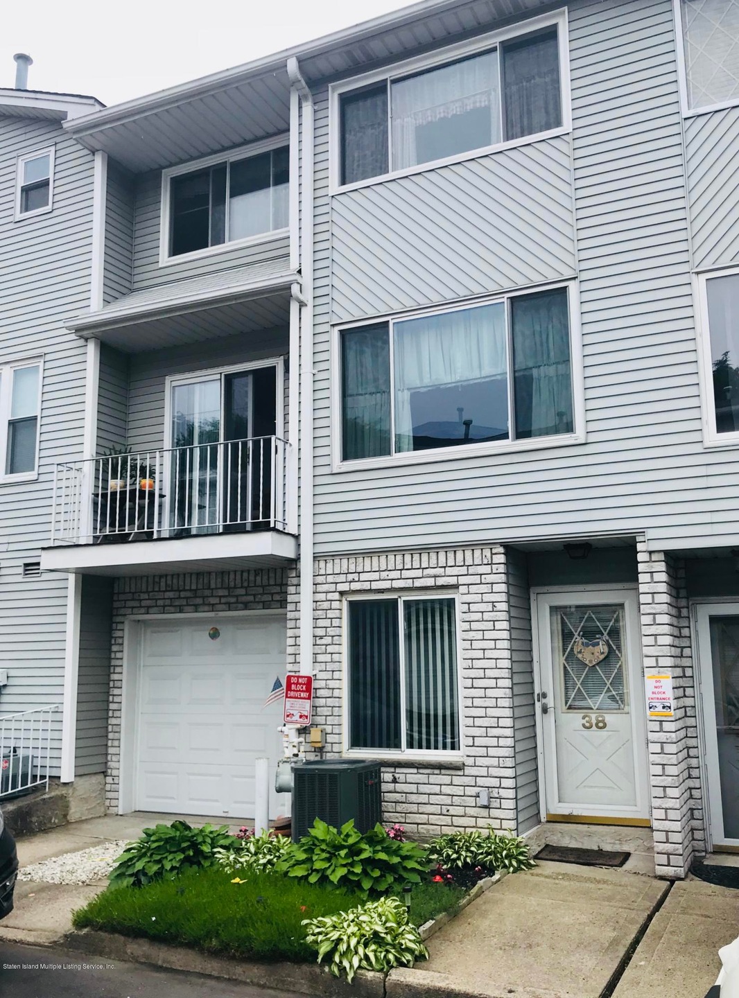 38 Vogel Loop, Staten Island, NY 10314 - photo 1