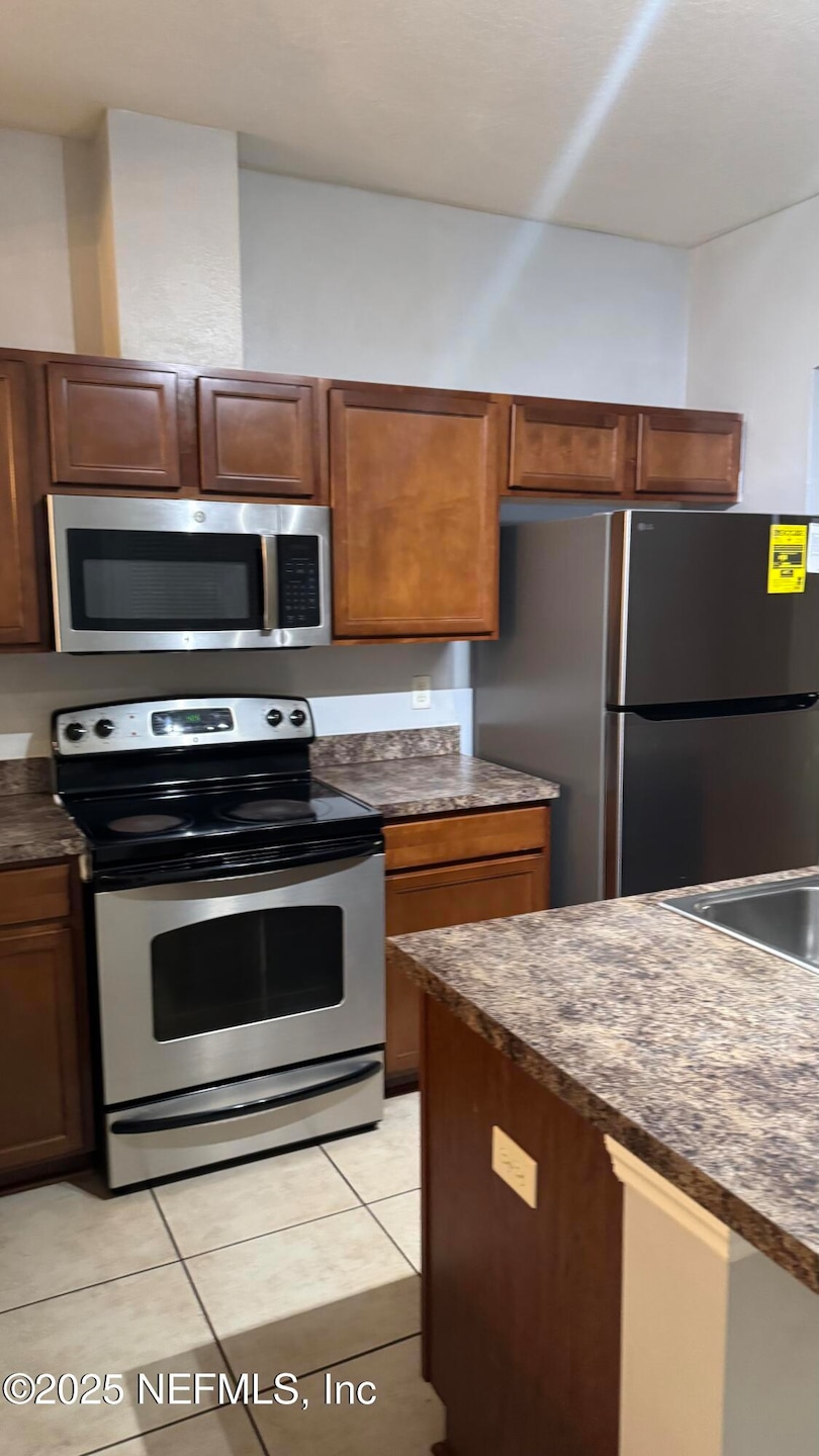 For Rent $1,925/month