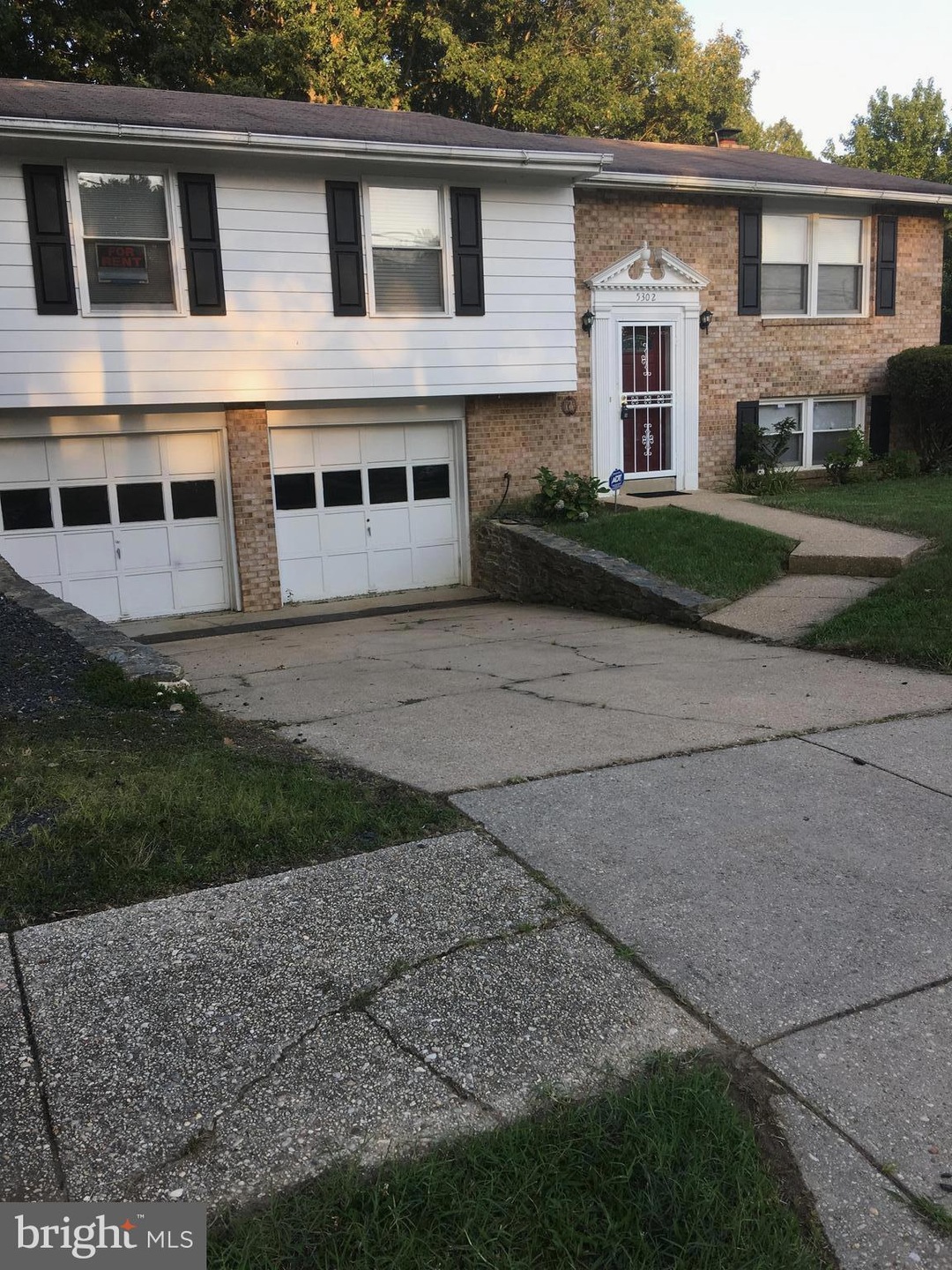 5302 Woodland Blvd, Oxon Hill, MD 20745 - photo 1