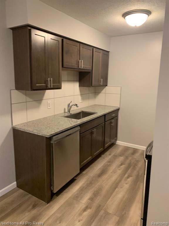 New Kitchen Cabinetsa