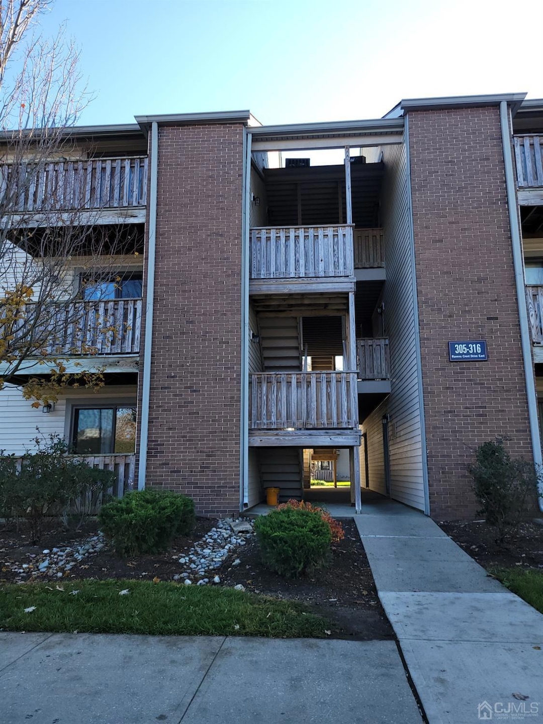 308 Ravens Crest Dr, Plainsboro, NJ 08536 - photo 1