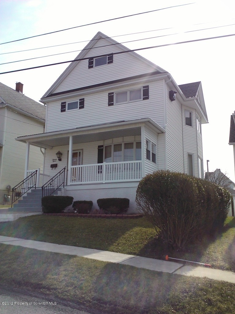 1315 Dartmouth St, Scranton, PA 18504 - photo 1