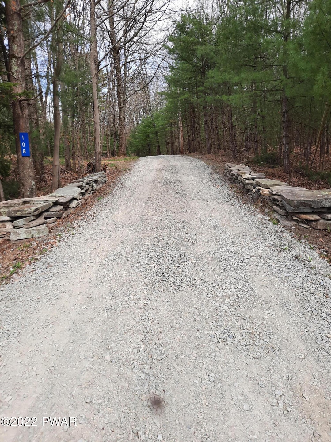 108 Griff Ct, Dingmans Ferry, PA 18328 - photo 1